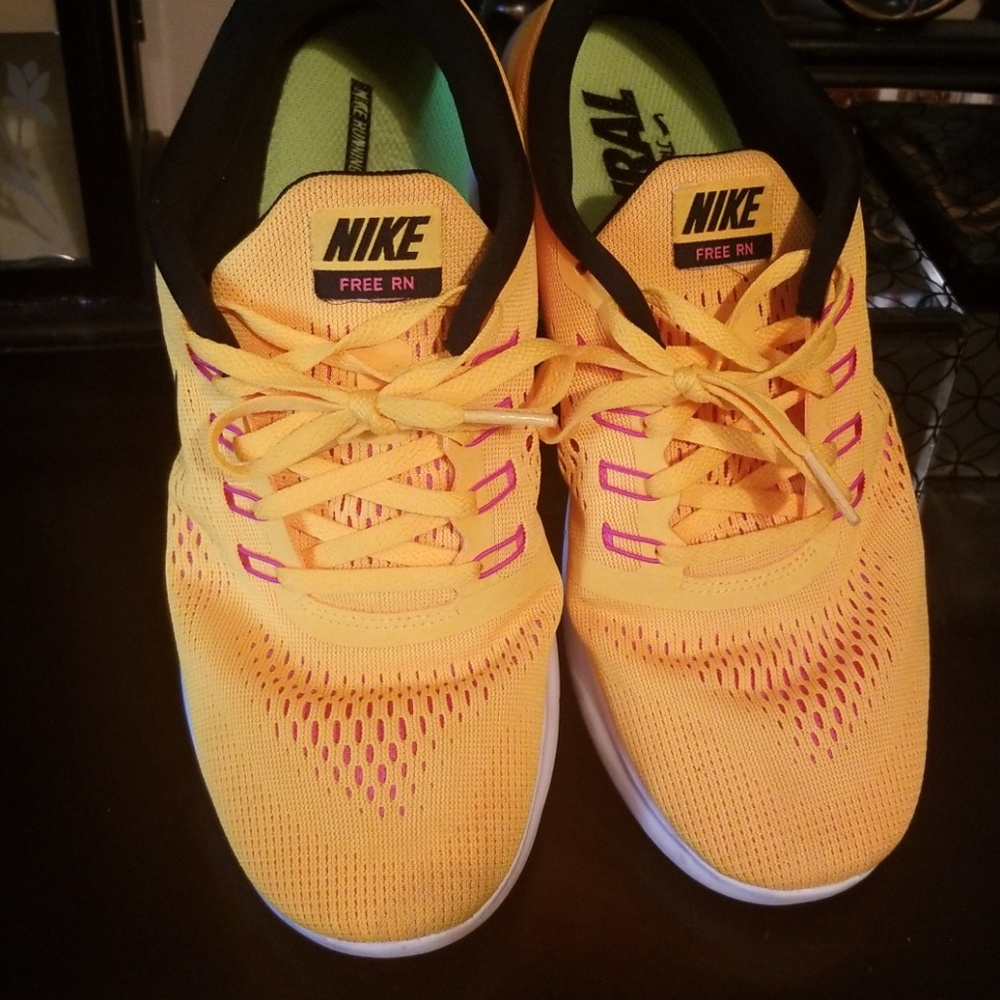 Nike free runs
